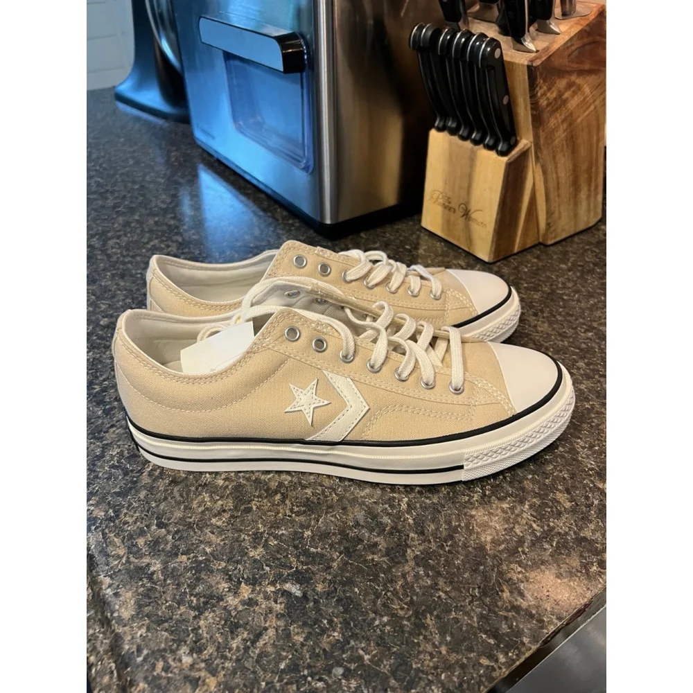 NWT Chuck Taylor All Star Star Player 76 - Picture 3 of 9